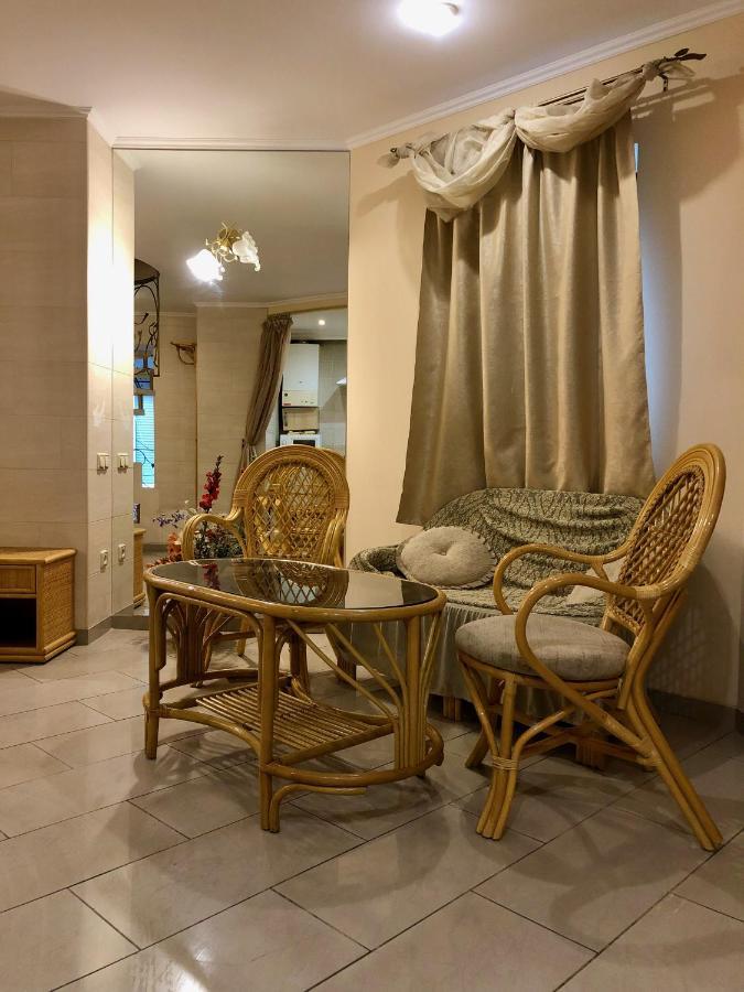 Odelana Apartments Odessa Ngoại thất bức ảnh