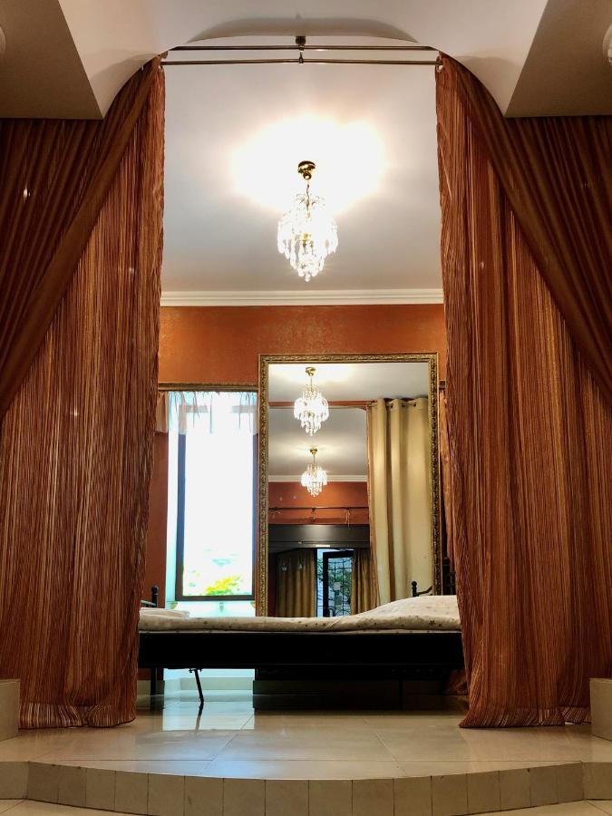 Odelana Apartments Odessa Ngoại thất bức ảnh